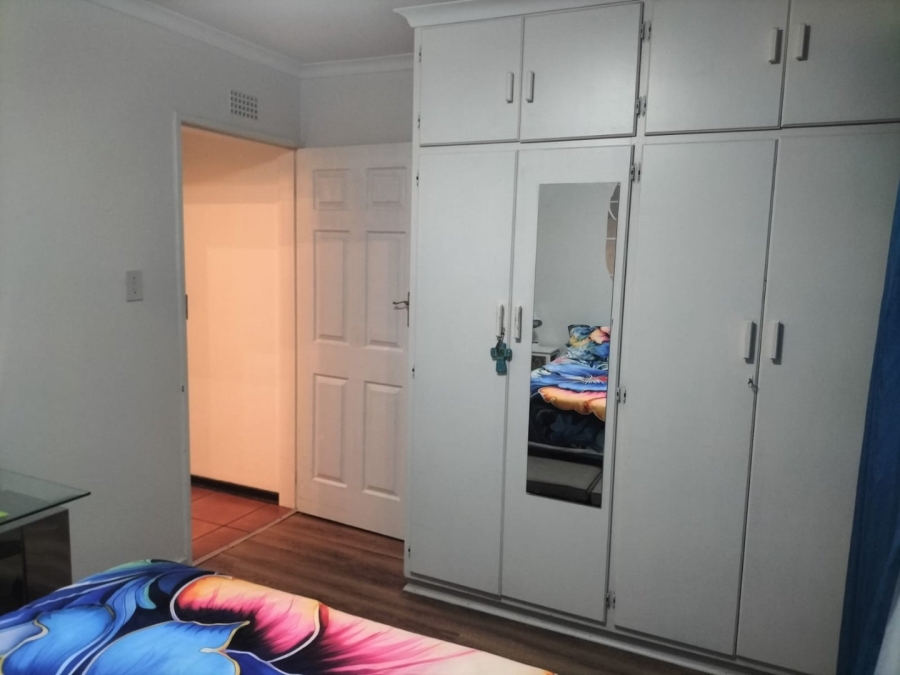 2 Bedroom Property for Sale in Heuwelsig Free State